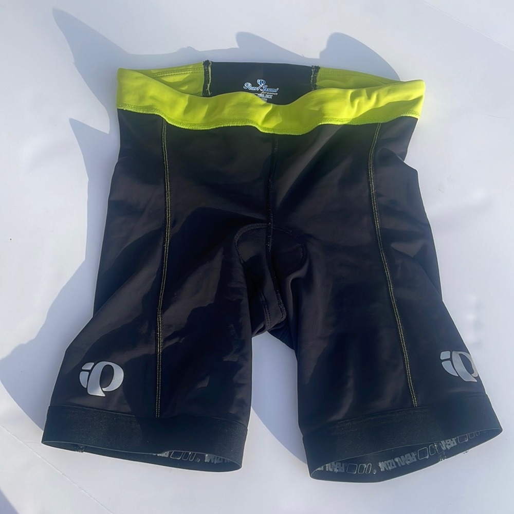 Pearl Izumi women’s bike shorts